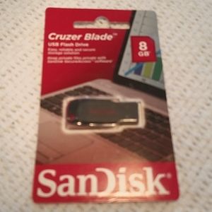 SanDisk Cruzer Blade USB Flash Drive 8GB